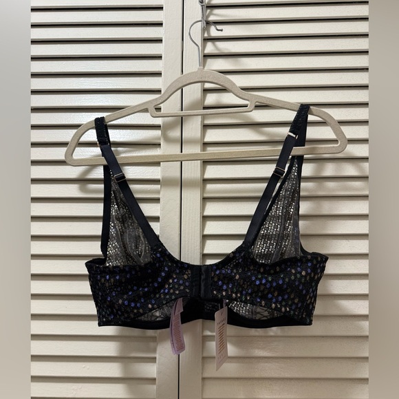 Savage X Fenty Women's Disco Lace Up Unlined Bra - Picture 4 of 6